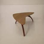 Kris Devillé - Bijzettafel - Delta - Staal, franse eik,, Antiek en Kunst