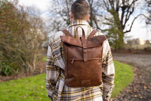 Rugtas met gesp van Jack Milles (cognac), Sieraden, Tassen en Uiterlijk, Tassen | Rugtassen, Nieuw