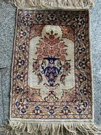 Hereke - Tapijt - 58 cm - 38 cm, Huis en Inrichting, Nieuw