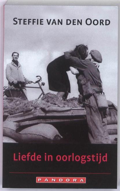 Liefde in oorlogstijd | 9789025471118 | OORD, Steffie van, Boeken, Literatuur, Zo goed als nieuw