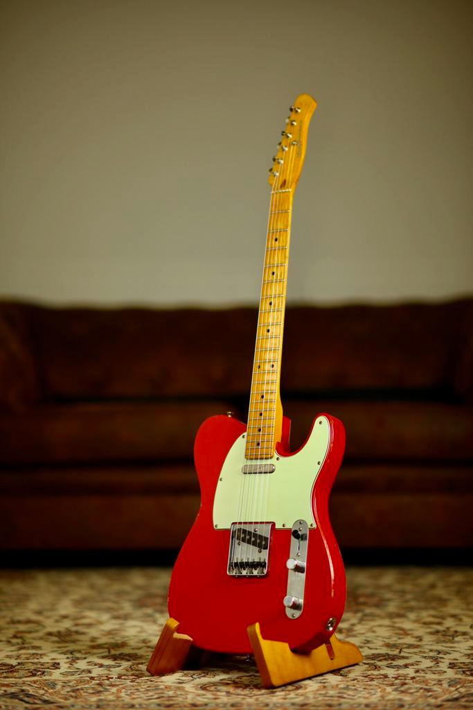 Kauffmann 63 T Telecaster | Coral Pink, Muziek en Instrumenten, Snaarinstrumenten | Gitaren | Elektrisch
