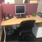 (MDK-105465) Ahrend Mehes bureau, vaste hoogte, Ophalen of Verzenden, In hoogte verstelbaar, Gebruikt, Bureau