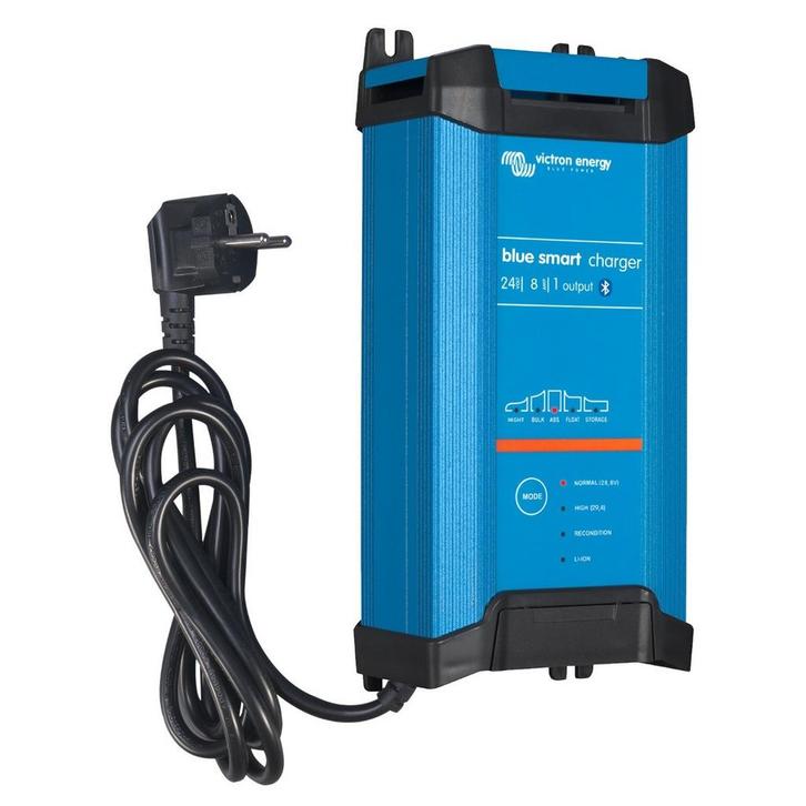 Victron Blue Smart IP22 acculader 24 Volt 8 Ampère, Watersport en Boten, Navigatiemiddelen en Scheepselektronica, Nieuw, Ophalen of Verzenden