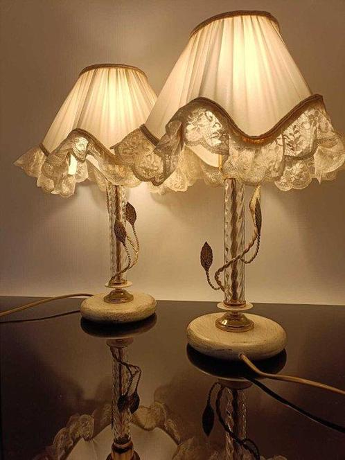 Tafellamp (2) - glas/ijzer/geverfd metaal/plastic - h.42/43, Antiek en Kunst, Curiosa en Brocante