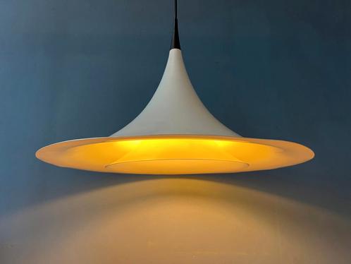 Mid Century Danish White Space Age Witch Hat Pendant Lamp, Huis en Inrichting, Lampen | Hanglampen, Nieuw, Ophalen of Verzenden