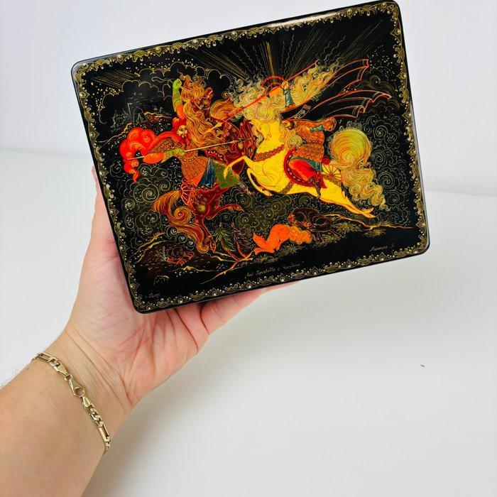 Doos - Russisch lakdoosje uit Palekh met certificaat - Hout,, Antiek en Kunst, Curiosa en Brocante