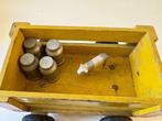 Unknown - Speelgoed Wooden toy cattle wagon with milk cans -, Antiek en Kunst