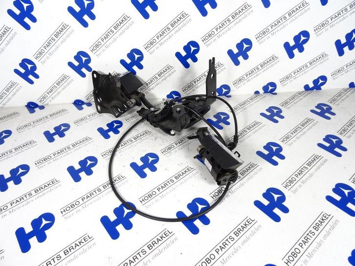 Achterbank vergrendeling A 212 920 0276 o.a: E-klasse w212, Auto-onderdelen, Interieur en Bekleding, Gebruikt, 3 maanden garantie