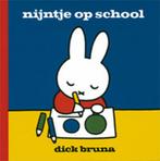 Nijntje op school / Dick Bruna kinderboeken / 62 Dick Bruna, Verzenden, Zo goed als nieuw, Dick Bruna