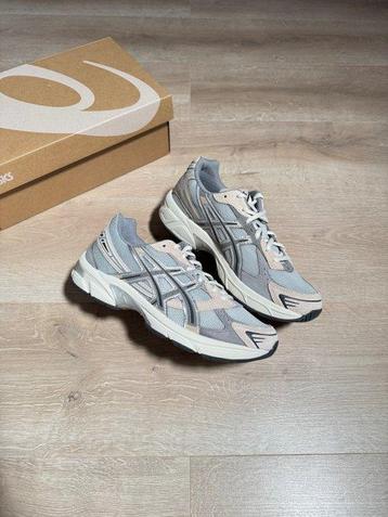 Asics - Sneakers - Maat: EU 40 - Nieuw met tags beschikbaar voor biedingen