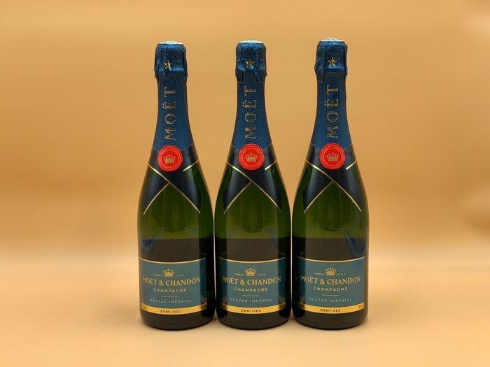 Moët & Chandon, Nectar Impérial - Champagne Demi-Sec - 3, Verzamelen, Wijnen