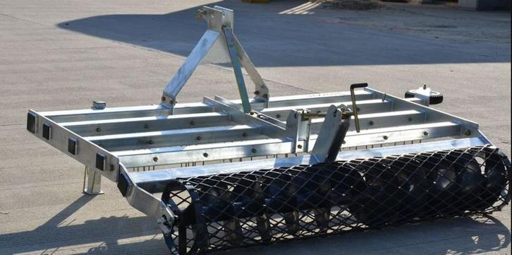 Kraffter Manegebakvlakker veertanden 2m met gaasrol, Zakelijke goederen, Agrarisch | Werktuigen