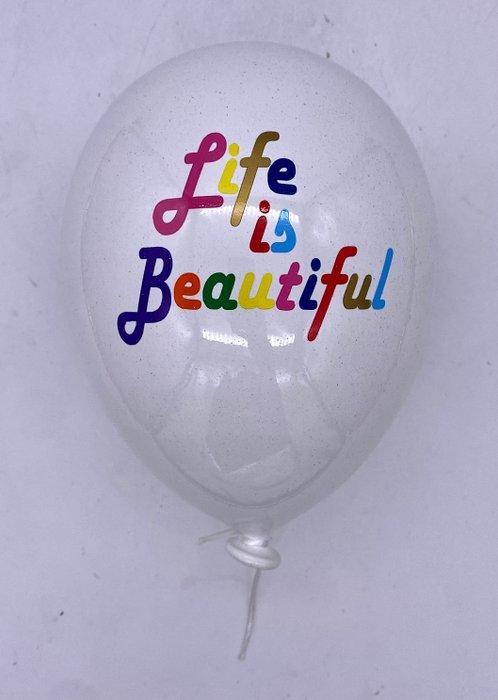 MVR - Life is Beautiful Balloon, Antiek en Kunst, Kunst | Designobjecten