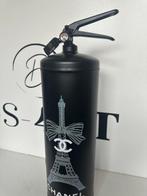 DS4RT - Decoratieve Chanel Brandblusser Exclusief, Antiek en Kunst