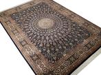 Tabriz Gombad met zijde - Tapijt - 240 cm - 170 cm, Huis en Inrichting, Stoffering | Tapijten en Kleden, Nieuw