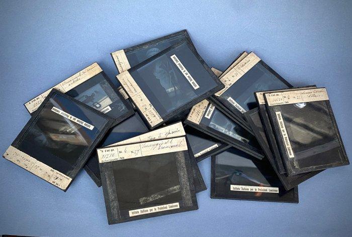 Raccolta di 36 lastre fotografiche su vetro per magic, Audio, Tv en Foto, Fotocamera's Analoog