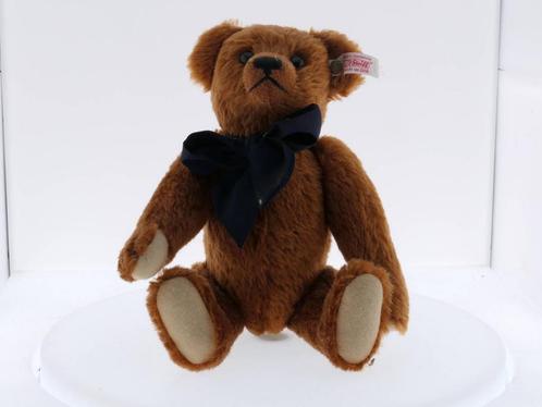 Steiff Teddybeer A million hugs 038785 #4566, Verzamelen, Beren en Cherished Teddies, Overige typen, Zo goed als nieuw, Steiff