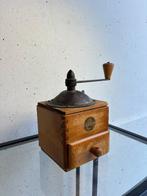 Koffiemolen - Franse Authentieke Vintage S.U.R.M., Antiek en Kunst, Antiek | Keukenbenodigdheden