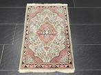 Kasjmier Zijde - Tapijt - 95 cm - 60 cm, Nieuw