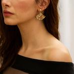 Handgemaakte Origami oorbellen in de vorm van een Japanse, Nieuw