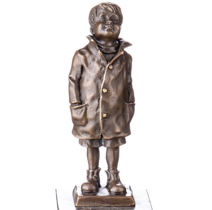 Figuur - Junge mit Mantel – Ausdrucksstarke Bronzefigur in, Antiek en Kunst, Curiosa en Brocante