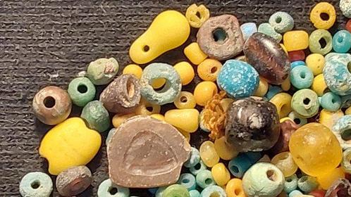 Oud-Romeins, Keizerrijk Glas meer dan 200 oude glazen kralen, Sieraden, Tassen en Uiterlijk, Antieke sieraden