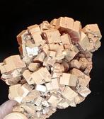 Vanadinite of Endlichite uit Mibladen, Marokko - Hoogte: 7