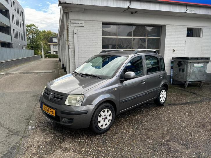 Fiat Panda 1.2 2010 Grijs, Auto's, Fiat, Origineel Nederlands, Onderhoudsboekje, Te koop, Handgeschakeld, Hatchback, Zilver of Grijs