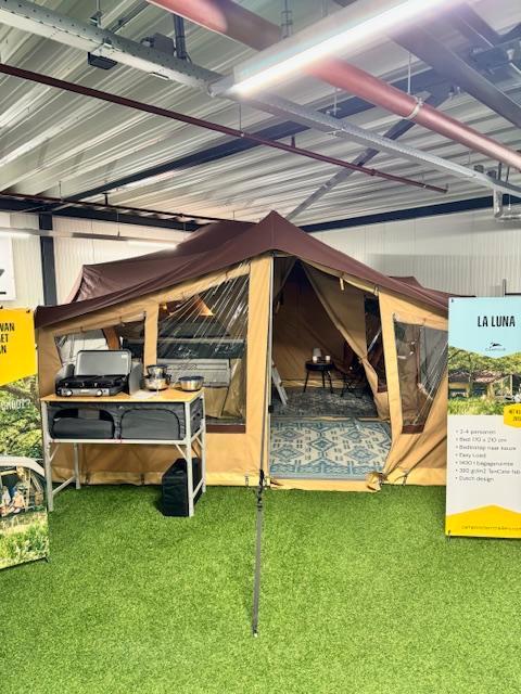 CAMPOOZ La Luna Showmodel ruim € 3000,- korting, Caravans en Kamperen, Vouwwagens, tot en met 4, Ophalen