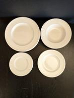 Wedgwood - Bord (24) - Porselein - Wedgwood Windsor