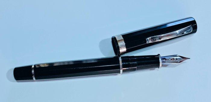 Omas - Vulpen, Verzamelen, Pennenverzamelingen