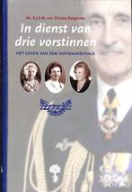 In dienst van drie vorstinnen: Het leven van een, Ophalen of Verzenden, Nieuw