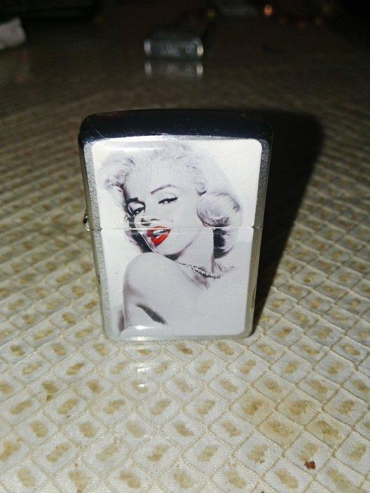 Zippo - Zonder minimumprijs - Aansteker - Staal, Verzamelen, Rookartikelen, Aanstekers en Luciferdoosjes