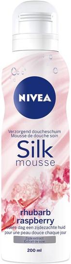 NIVEA SILK MOUSSE RHUBARB RASPBERRY DOUCHESCHUIM SPUITBUS .., Verzenden, Nieuw