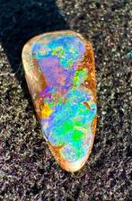 Opaal Boulder Opaal - Hoogte: 13 mm - Breedte: 6.5 mm- 0.7 g