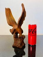 Kadian Hand Carved - Beeld, Hunting Owl - 27 cm - Hout