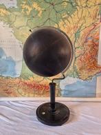 Globe - G. Freytag & Berndt A.G. te Wenen - Schoolbord globe