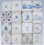 Een collectie van dertig antieke Delftse tegels, Antiek en Kunst, Antiek | Wandborden en Tegels, Ophalen