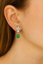Oorstekers - 14 karaat Witgoud - 3.42ct. tw. Smaragd -, Sieraden, Tassen en Uiterlijk, Antieke sieraden