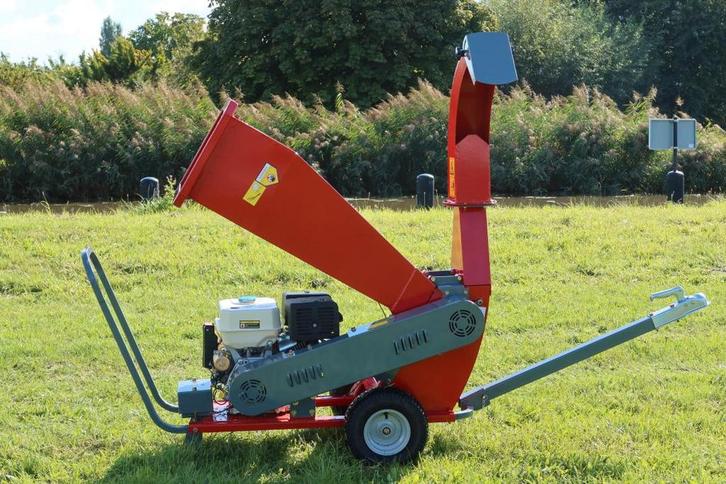 Kraffter takkenversnipperaar 15pk benzine motor, Zakelijke goederen, Agrarisch | Werktuigen