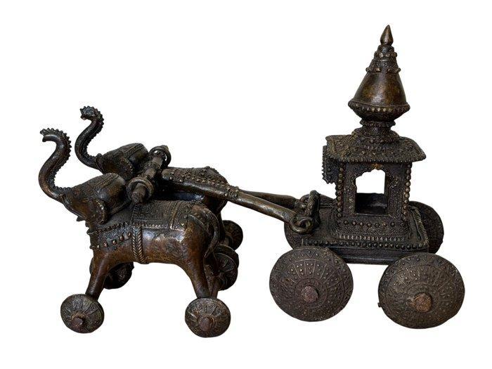 Groot tempel-speelgoed met twee olifanten - brons, ijzer -, Antiek en Kunst, Kunst | Niet-Westerse kunst