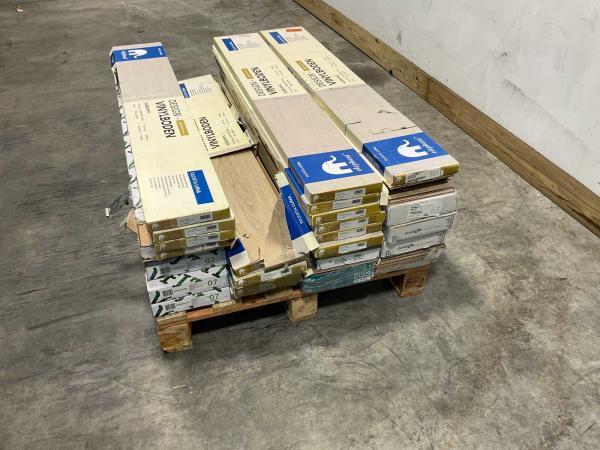 Veiling - Pallet diverse laminaatvloeren, Doe-het-zelf en Verbouw, Vloerdelen en Plavuizen, Nieuw