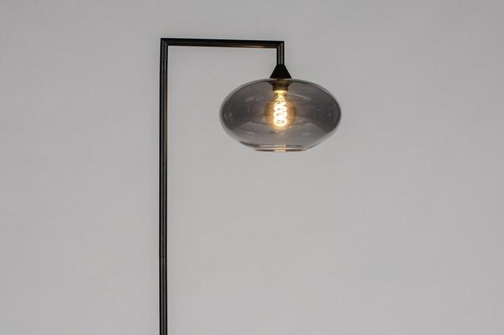 Rietveld Vloerlampen - Zwart, Grijs - Glas, Metaal, Huis en Inrichting, Lampen | Vloerlampen, Verzenden