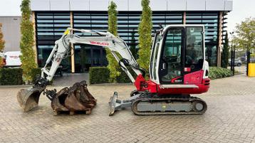 Takeuchi TB235-2 LSA C graafmachine (bj 2021 / uren 3100) beschikbaar voor biedingen