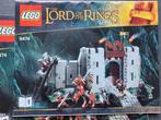 Lego - Lord of the Rings - 9474 - The Battle of Helms Deep, Kinderen en Baby's, Speelgoed | Duplo en Lego, Nieuw