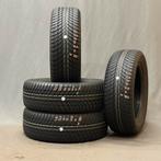 225/60/18 104H (*) Bridgestone winterbanden 7,2/4,7mm 4x, 18 inch, Gebruikt, Band(en), Personenwagen