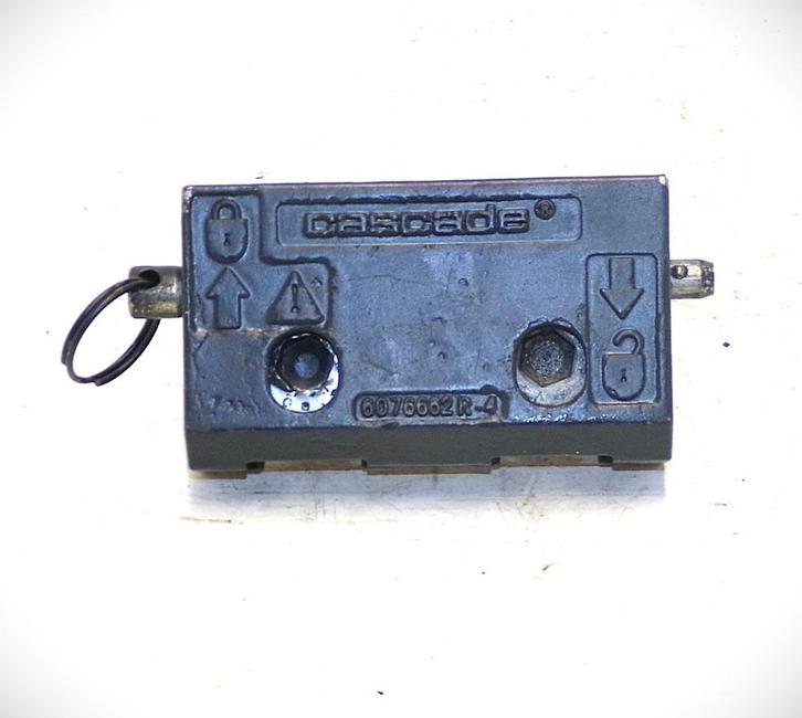 Cascade FEM-3 snelwisselonderhaak (6076662), Zakelijke goederen, Machines en Bouw | Heftrucks en Intern transport, Voorzetapparatuur