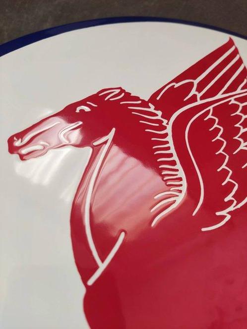 Mobiloil - Pegasus Mobiloil Oil Company gas station enamel, Antiek en Kunst, Antiek | Wandborden en Tegels