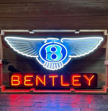 Bentley Logo Neon XL 100 x 53 cm beschikbaar voor biedingen