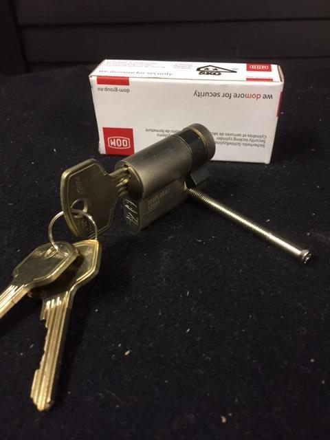 Dom Plura 333 SKG2 Cilinders NIEUW SUPER ACTIE va  € 16.95, Doe-het-zelf en Verbouw, Hang- en Sluitwerk, Slot, Nieuw, Overige materialen